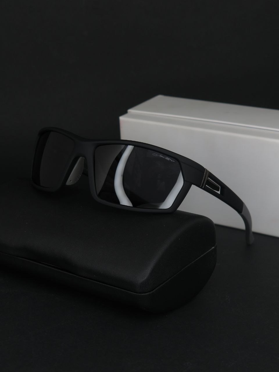 خرید عینک ورزشی اوکلی Oakley یونیسکس
